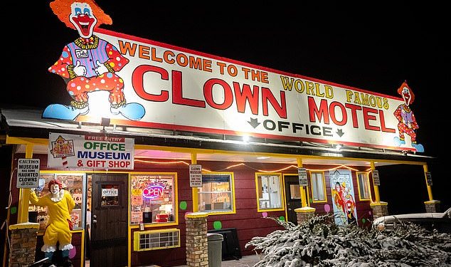 America’s ‘scariest’ motel is home to a collection of 7,000 CLOWNS – would YOU stay there?