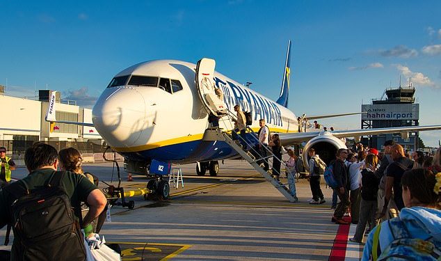 Furious passenger goes on angry rant after Ryanair gate agent refuses him for being ‘five seconds late’