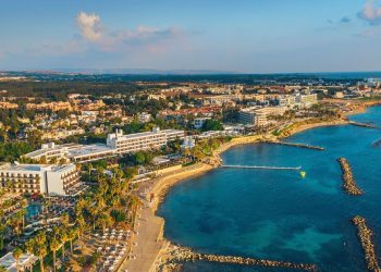 The beautiful European city that’s 26C in October and just a £25 flight from the UK | Travel News | Travel