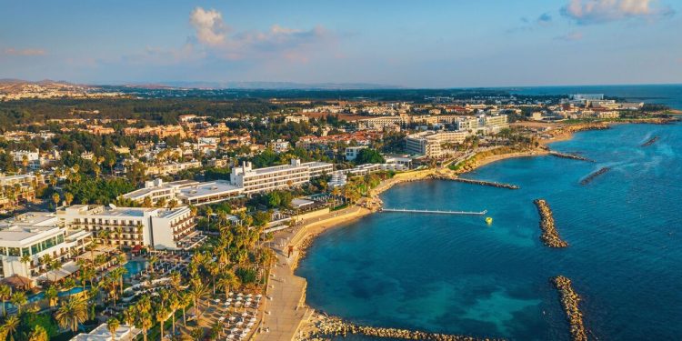 The beautiful European city that’s 26C in October and just a £25 flight from the UK | Travel News | Travel