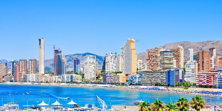 Spain rule change will see Brits have to pay to enter country | Travel News | Travel