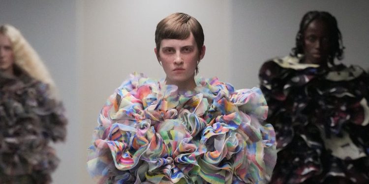 Anrealage Spring 2026 Ready-to-Wear