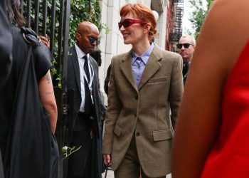 Slim-Fit Pants Are Being Revived at Fashion Week—6 Ways to Wear Them Right Now