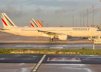 Flight chaos postponed as French air traffic controllers delay – and extend – strike