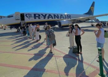 What Ryanair’s new smartphone boarding pass system means for passengers