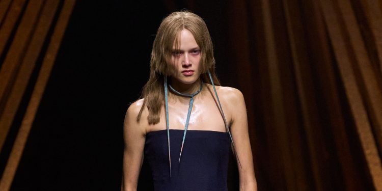 McQueen Spring 2026 Ready-to-Wear