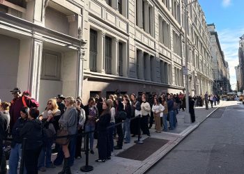 Are Sample Sales Good for Brands?