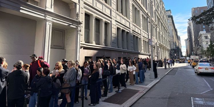Are Sample Sales Good for Brands?
