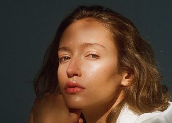 13 Best Face Serums of 2025, According to Dermatologists