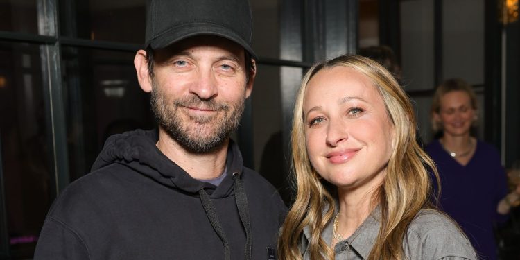 Jennifer Meyer Marks 20 Years With a Laid-Back, Star-Filled Brentwood House Party