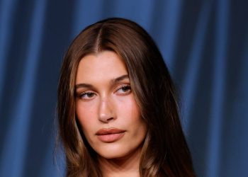 Hailey Bieber Doesn’t Do Botox—Here’s What She Does Instead