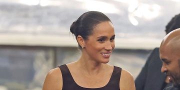 Meghan Markle Backs Monochrome for Her Fall Wardrobe