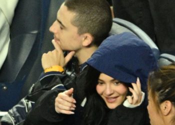 Timothée Chalamet and Kylie Jenner Do a Baseball Date Night