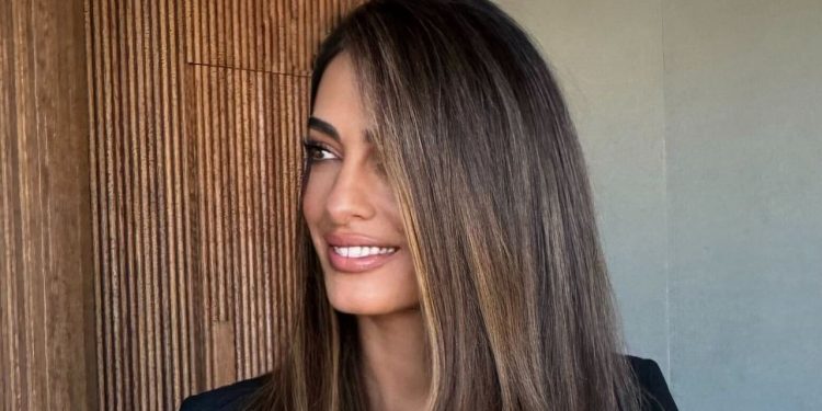 Amal Clooney Chops Off 8 Inches for Fall
