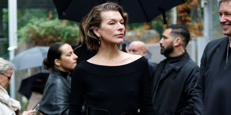 Fall’s Top Boot Color Isn’t Brown or Black—It’s Burgundy