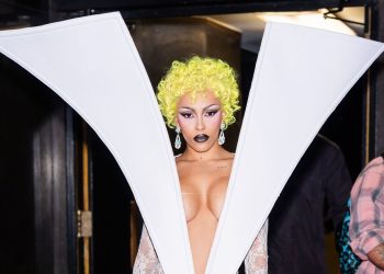 Doja Cat Turned SNL Into Her Own High-Fashion Playground