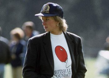 How to Nail the Western Boots Trend Without Going Full Cowgirl