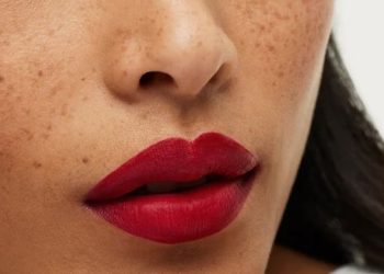 The Best Lip Crayons Are Back and Better Than Ever