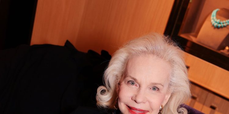At 90 Years Young, Lynn Wyatt Celebrated Her New Book With an Uptown Cocktail Party