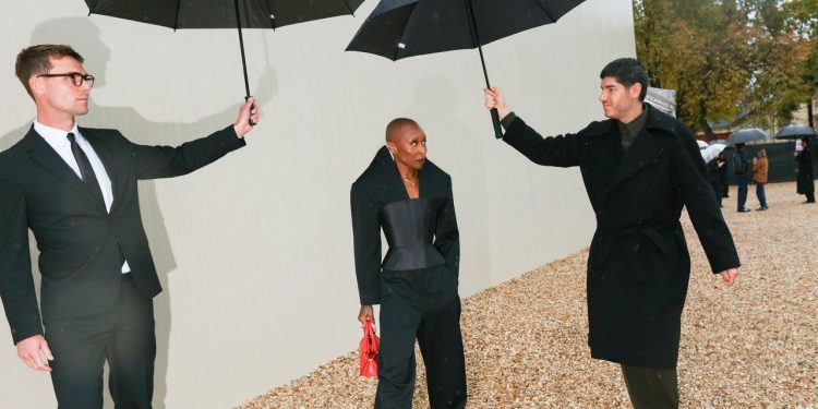 Goth and Fabulous!—See Phil Oh’s Best Street Style From the Spring 2026 Shows