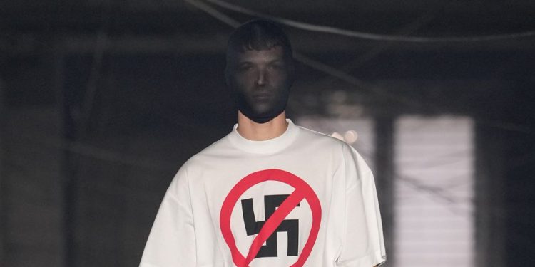 Vetements Spring 2026 Ready-to-Wear
