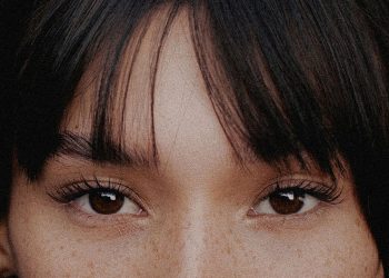 The 11 Best Anti-Aging Serums For Smoother, Plumper Skin at Any Age