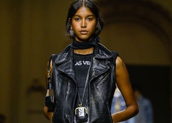 Tapestry Raises Outlook After Sales Climb 12% in Q1