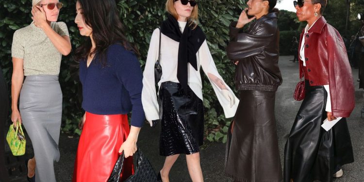 7 Non-Intimidating Leather Skirt Outfits to Try This Winter