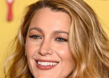 Blake Lively’s Date Night Hair Comes With a ‘Gossip Girl’ Reference