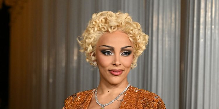 Doja Cat Channels Marilyn Monroe With Her Latest Hair Transformation