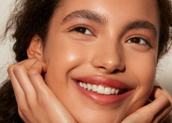 What to Eat for Younger-Looking Skin, Backed by Science