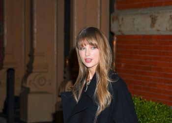 Taylor Swift Introduces Gigi Hadid to Winter’s Square-Toe Boot Trend