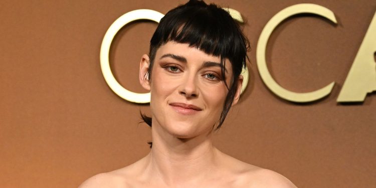 Kristen Stewart Makes The Ponytail Punk