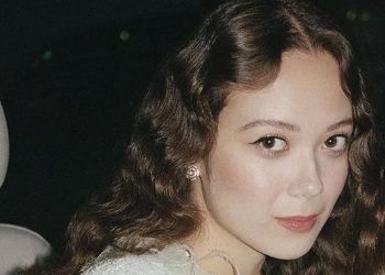 How To Make Eyes Look Bigger, According to Pro Makeup Artists