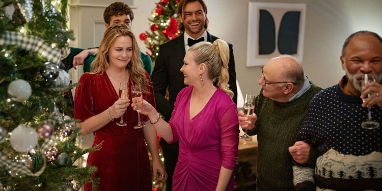 61 Thoughts I Had While Watching ‘A Merry Little Ex-Mas’ on Netflix