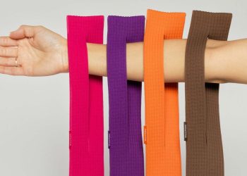 Apple and Issey Miyake Unite for the iPhone Pocket—“It’s a Moment of Connecting the Dots”