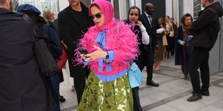 Channel Your Inner Elphaba or Glinda in Street Style-Inspired Looks