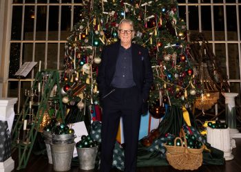 Toasting the Royal Opera House’s Paul Smith-Designed Christmas Tree