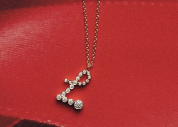40 Best Jewelry Gifts of 2024, Handpicked by Vogue’s Jewelry Director