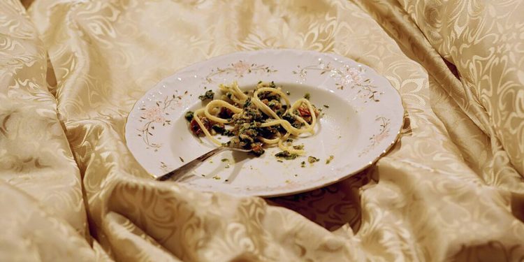 3 Snacks To Eat For a Better Night’s Sleep