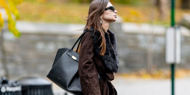 You Can Now Buy A-Listers’ Favorite Quiet Luxury Handbag Brand for Less