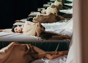 How To Sleep Better During Perimenopause, According to a Hormone Expert