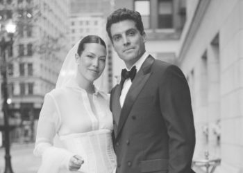 This Fashion Editor Bride Carried a Sugar Flower Bouquet for Her Chicago Wedding