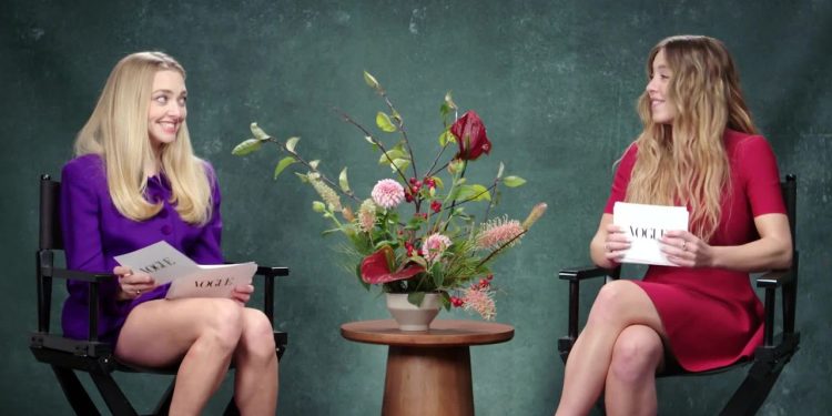 Amanda Seyfried and Sydney Sweeney Talk Favorite Character Outfits, Fan Clubs, and Fashion Mishaps in ‘Off the Cuff’