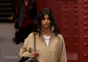 Chanel Pre-Fall 2026 Collection | Vogue