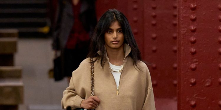 Chanel Pre-Fall 2026 Collection | Vogue